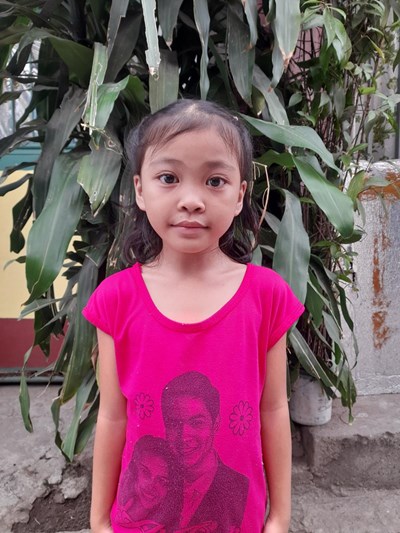 Help Trixie M. by becoming a child sponsor. Sponsoring a child is a rewarding and heartwarming experience.