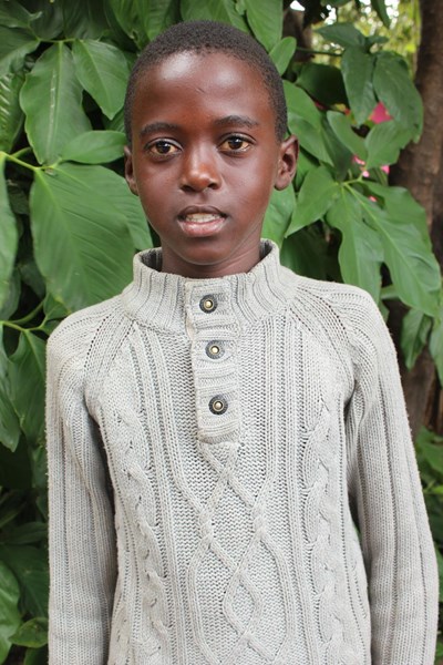 Help Evaristo by becoming a child sponsor. Sponsoring a child is a rewarding and heartwarming experience.