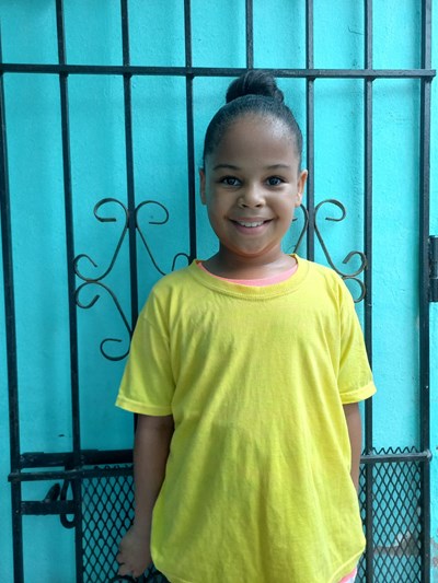 Help Heilly Dariammy by becoming a child sponsor. Sponsoring a child is a rewarding and heartwarming experience.