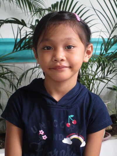 Help Kassandra M. by becoming a child sponsor. Sponsoring a child is a rewarding and heartwarming experience.