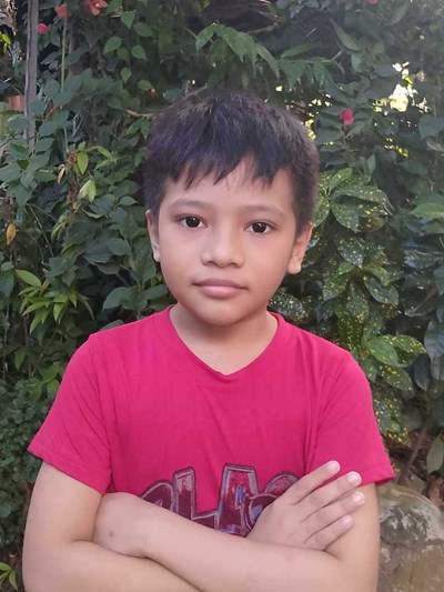 Help Mike C. by becoming a child sponsor. Sponsoring a child is a rewarding and heartwarming experience.