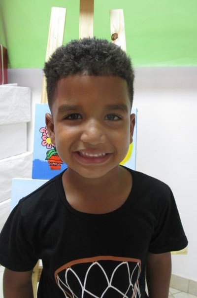 Help Brayan Jose by becoming a child sponsor. Sponsoring a child is a rewarding and heartwarming experience.