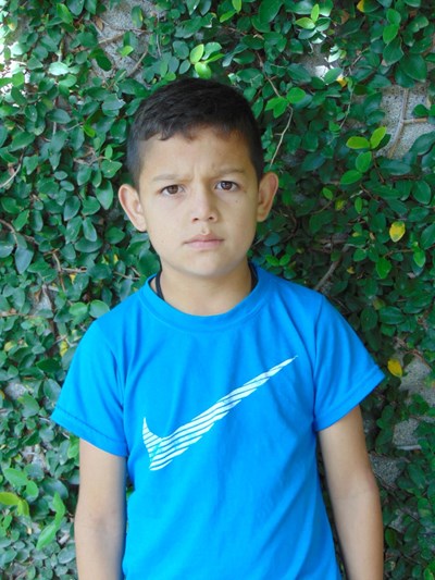 Help David Alexander by becoming a child sponsor. Sponsoring a child is a rewarding and heartwarming experience.