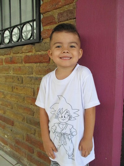 Help Edgar Gael by becoming a child sponsor. Sponsoring a child is a rewarding and heartwarming experience.