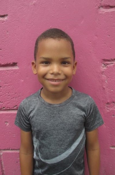 Help Jonatan by becoming a child sponsor. Sponsoring a child is a rewarding and heartwarming experience.