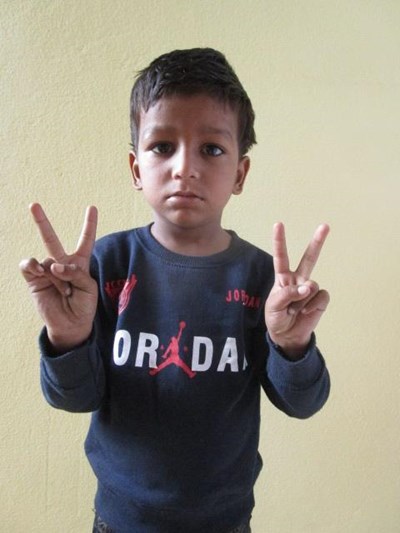 Help Abu by becoming a child sponsor. Sponsoring a child is a rewarding and heartwarming experience.