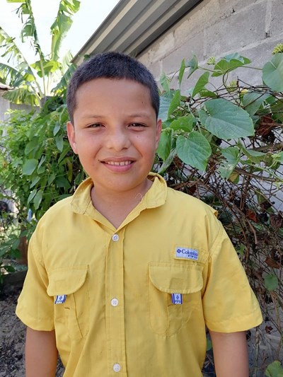 Help Marlon Ariel by becoming a child sponsor. Sponsoring a child is a rewarding and heartwarming experience.