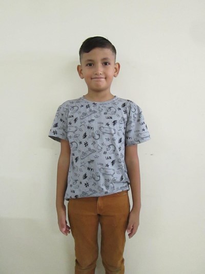 Help Dilan Santiago by becoming a child sponsor. Sponsoring a child is a rewarding and heartwarming experience.