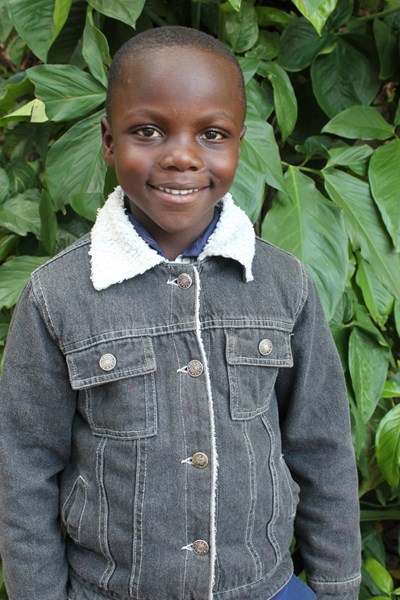 Help Chimwemwe by becoming a child sponsor. Sponsoring a child is a rewarding and heartwarming experience.