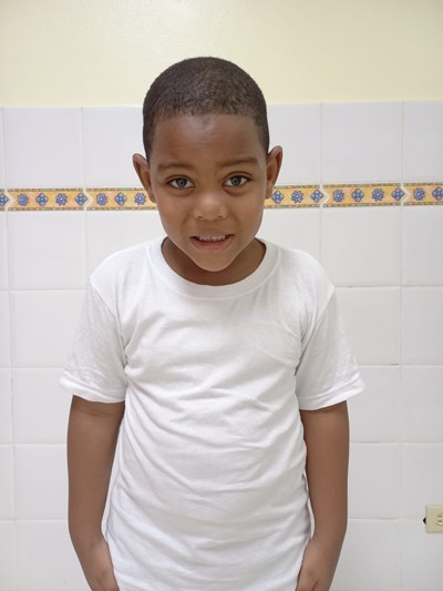 Help Adrian by becoming a child sponsor. Sponsoring a child is a rewarding and heartwarming experience.