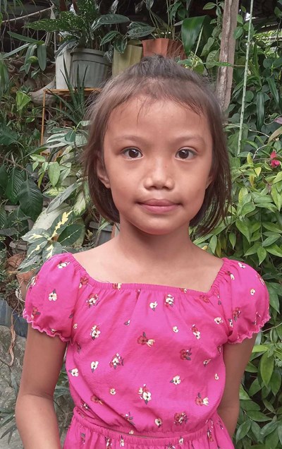 Help Rizza Mae P. by becoming a child sponsor. Sponsoring a child is a rewarding and heartwarming experience.