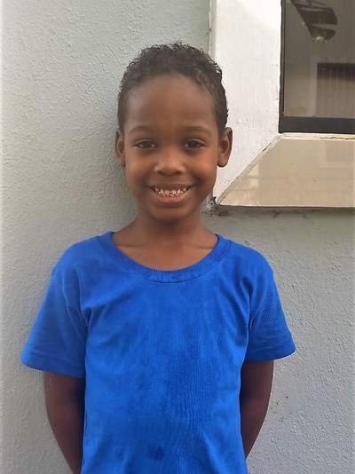 Help Dawer Alexander by becoming a child sponsor. Sponsoring a child is a rewarding and heartwarming experience.