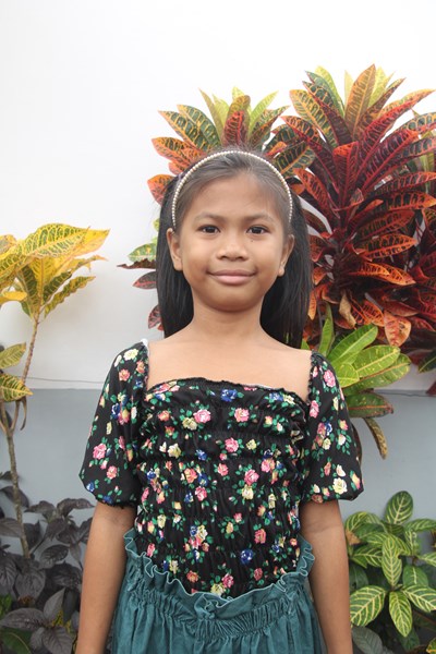 Help Yumie Nicole A. by becoming a child sponsor. Sponsoring a child is a rewarding and heartwarming experience.