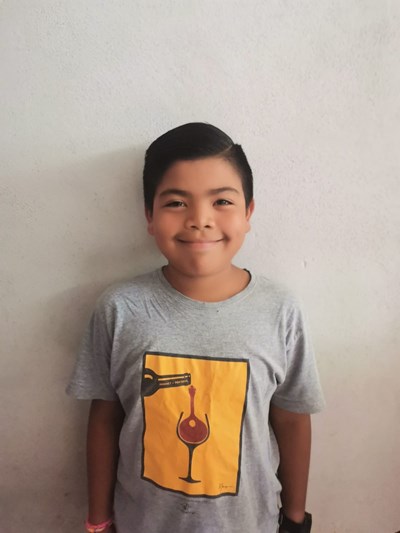 Help Esaú Emmanuel by becoming a child sponsor. Sponsoring a child is a rewarding and heartwarming experience.