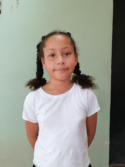 Help Debora Evanyelina by becoming a child sponsor. Sponsoring a child is a rewarding and heartwarming experience.