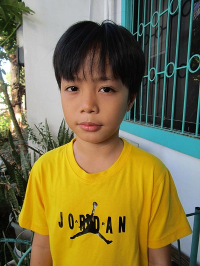 Help Rodolfo Iii A. by becoming a child sponsor. Sponsoring a child is a rewarding and heartwarming experience.