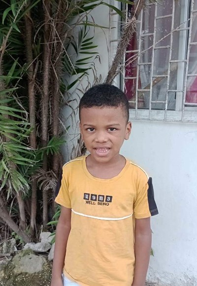 Help Jamer by becoming a child sponsor. Sponsoring a child is a rewarding and heartwarming experience.