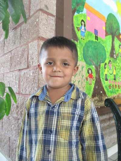 Help Cristian by becoming a child sponsor. Sponsoring a child is a rewarding and heartwarming experience.