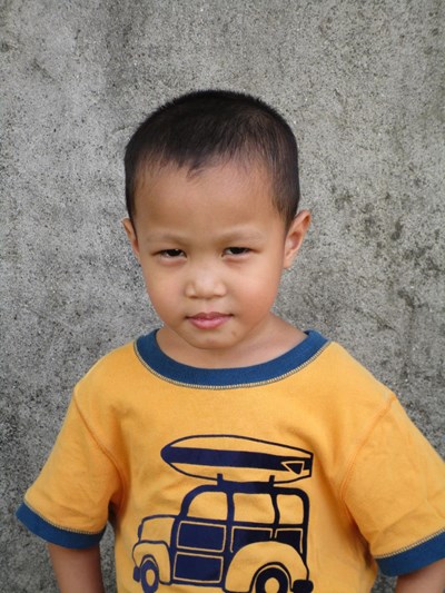 Help Jhon P. by becoming a child sponsor. Sponsoring a child is a rewarding and heartwarming experience.