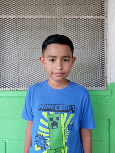 Help Ronal Isaac by becoming a child sponsor. Sponsoring a child is a rewarding and heartwarming experience.