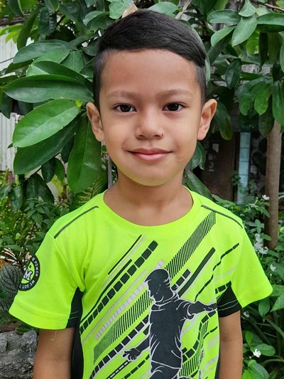 Help Jayden B. by becoming a child sponsor. Sponsoring a child is a rewarding and heartwarming experience.