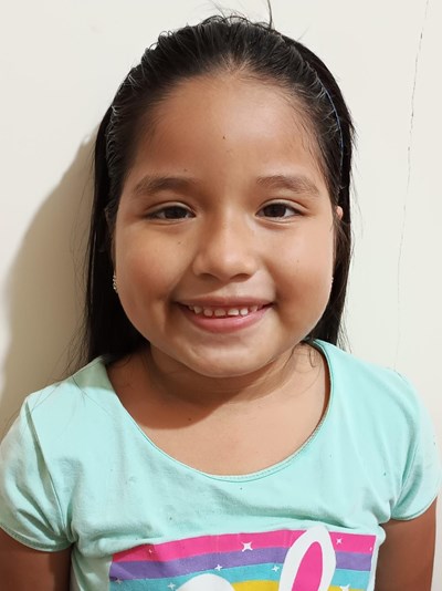 Help Danna Melissa by becoming a child sponsor. Sponsoring a child is a rewarding and heartwarming experience.