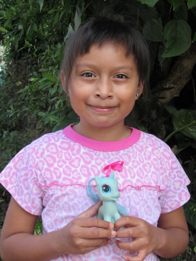 Help Cindy Carolina by becoming a child sponsor. Sponsoring a child is a rewarding and heartwarming experience.