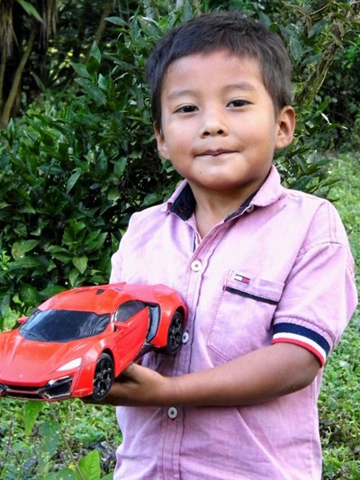 Help Kenneth Elian by becoming a child sponsor. Sponsoring a child is a rewarding and heartwarming experience.