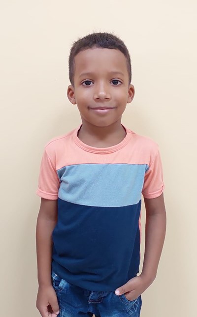Help Willy David by becoming a child sponsor. Sponsoring a child is a rewarding and heartwarming experience.