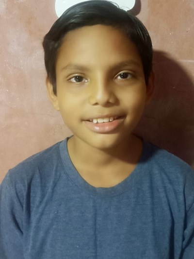 Help Richard Agustin by becoming a child sponsor. Sponsoring a child is a rewarding and heartwarming experience.