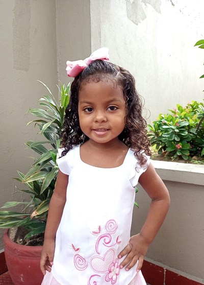 Help Yolimar Paola by becoming a child sponsor. Sponsoring a child is a rewarding and heartwarming experience.