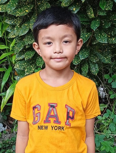 Help Zairol M. by becoming a child sponsor. Sponsoring a child is a rewarding and heartwarming experience.