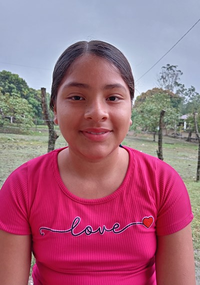 Help Alexa Islanda by becoming a child sponsor. Sponsoring a child is a rewarding and heartwarming experience.