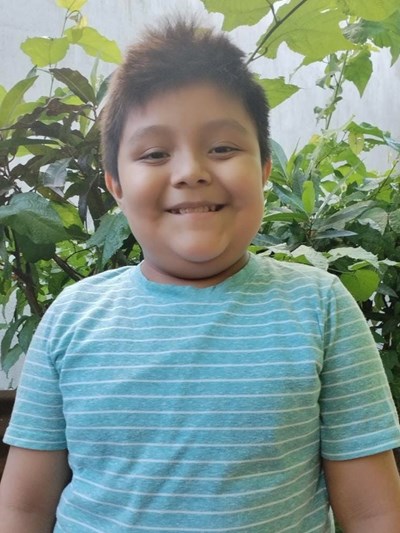Help Elmer Julian Maximiliano by becoming a child sponsor. Sponsoring a child is a rewarding and heartwarming experience.
