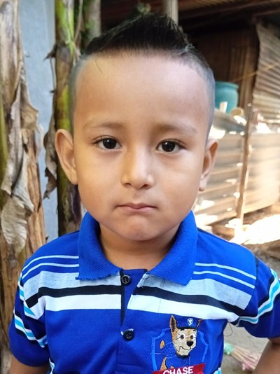 Help Yender Fabian by becoming a child sponsor. Sponsoring a child is a rewarding and heartwarming experience.