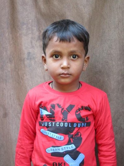 Help Ahan by becoming a child sponsor. Sponsoring a child is a rewarding and heartwarming experience.
