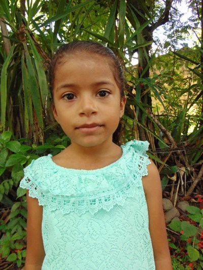 Help Yenifer Fernanda by becoming a child sponsor. Sponsoring a child is a rewarding and heartwarming experience.