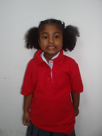 Help Breisy Maria by becoming a child sponsor. Sponsoring a child is a rewarding and heartwarming experience.