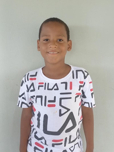 Help Felix Jose by becoming a child sponsor. Sponsoring a child is a rewarding and heartwarming experience.