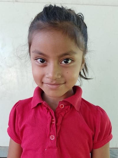 Help Skarlet Veronica Mileidy by becoming a child sponsor. Sponsoring a child is a rewarding and heartwarming experience.
