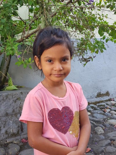 Help Daylin Alexa by becoming a child sponsor. Sponsoring a child is a rewarding and heartwarming experience.
