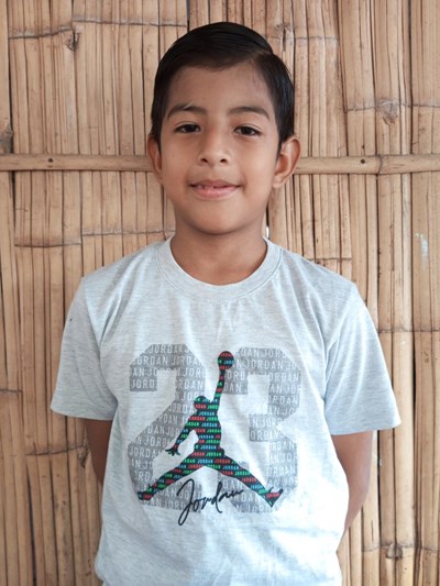 Help Jeremy Andrés by becoming a child sponsor. Sponsoring a child is a rewarding and heartwarming experience.