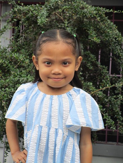 Help Princess Chassy Jey by becoming a child sponsor. Sponsoring a child is a rewarding and heartwarming experience.