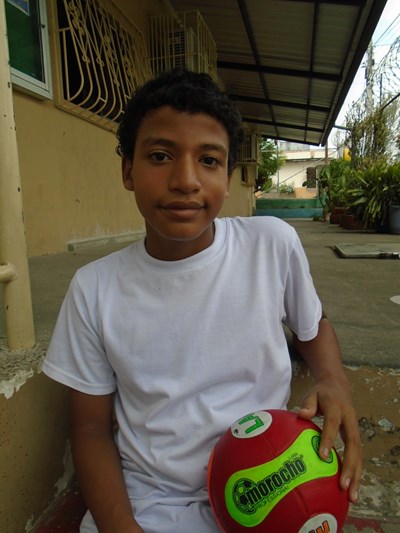 Help Jose Carlos by becoming a child sponsor. Sponsoring a child is a rewarding and heartwarming experience.