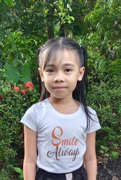 Help Zhiamara Louise B. by becoming a child sponsor. Sponsoring a child is a rewarding and heartwarming experience.