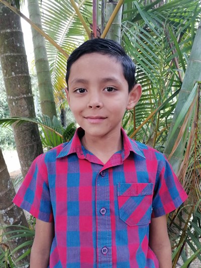 Help Jair Abisai by becoming a child sponsor. Sponsoring a child is a rewarding and heartwarming experience.