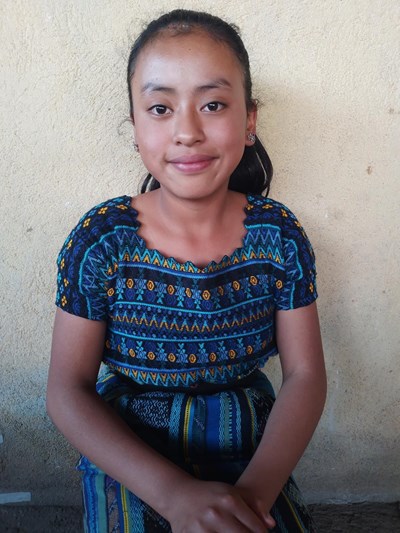 Help Helen Marisol by becoming a child sponsor. Sponsoring a child is a rewarding and heartwarming experience.