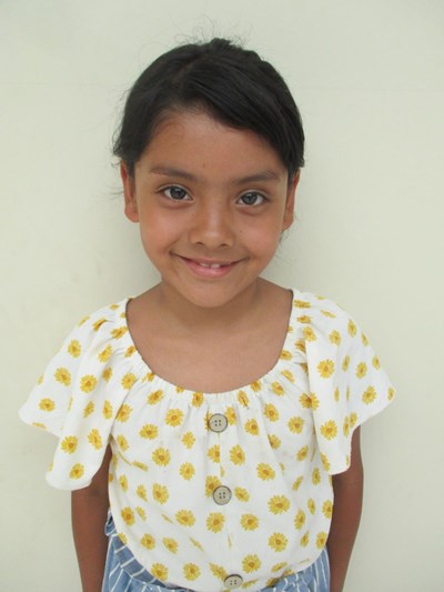 Help Yenifer Carolina by becoming a child sponsor. Sponsoring a child is a rewarding and heartwarming experience.