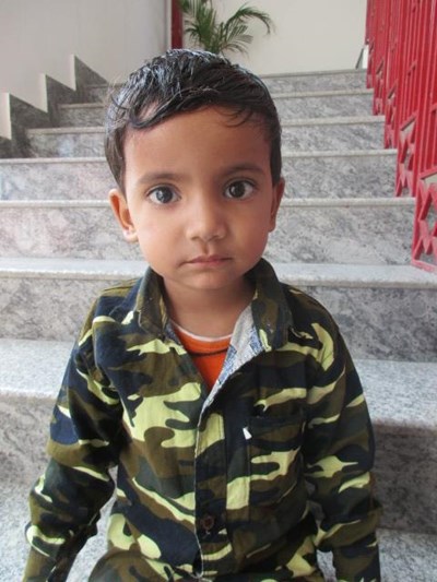 Help Manshi by becoming a child sponsor. Sponsoring a child is a rewarding and heartwarming experience.