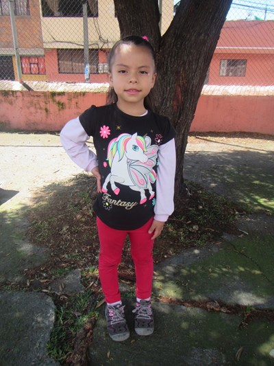 Help Domenica Darley by becoming a child sponsor. Sponsoring a child is a rewarding and heartwarming experience.